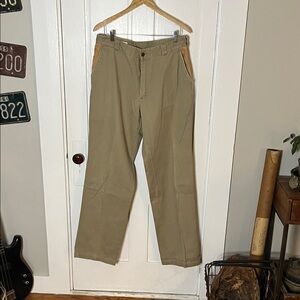Orvis men’s pants leather trimmed pockets